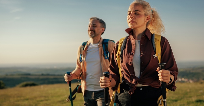 Traveling for Thanksgiving? Here’s Why Your Spine Deserves a Seat at the Table (Literally) image